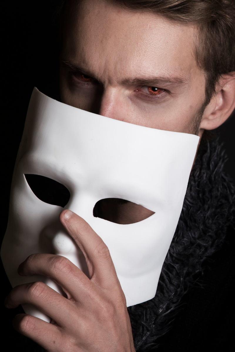 comment se libérer de l'emprise d'un pervers narcissique grâce à 10 clés